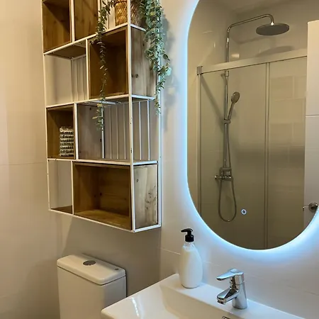 Loft Con Wifi Lavadora Secadora Cama Agradable Muy Proximo فالنسيا
