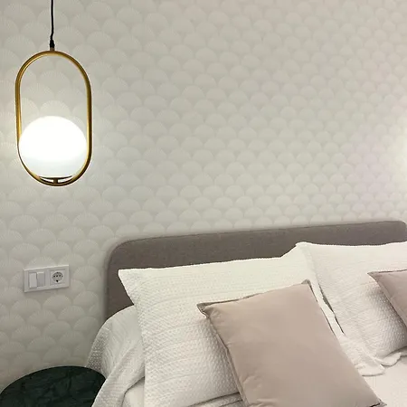 Loft Con Wifi Lavadora Secadora Cama Agradable Muy Proximo Apartmán Valencie