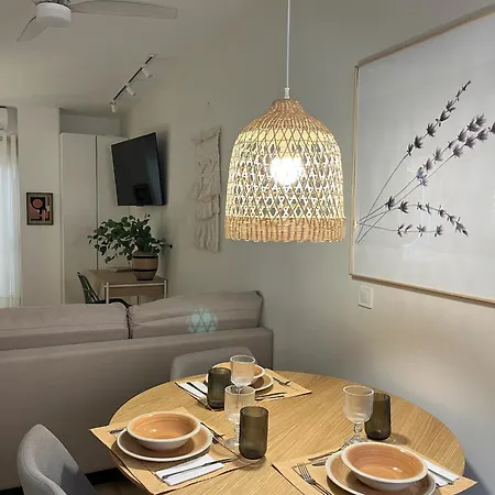 Apartmán Loft Con Wifi Lavadora Secadora Cama Agradable Muy Proximo *