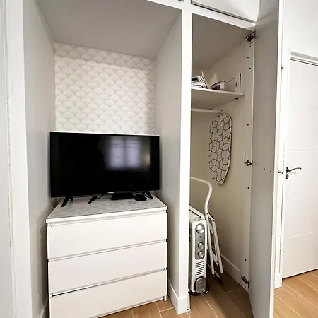 Loft Con Wifi Lavadora Secadora Cama Agradable Muy Proximo