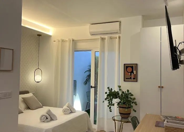 Διαμέρισμα Loft Con Wifi Lavadora Secadora Cama Agradable Muy Proximo